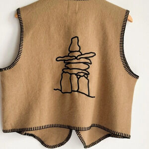 Ivali Nuunavut Beige Wool embroidered Vest Inukshuk L